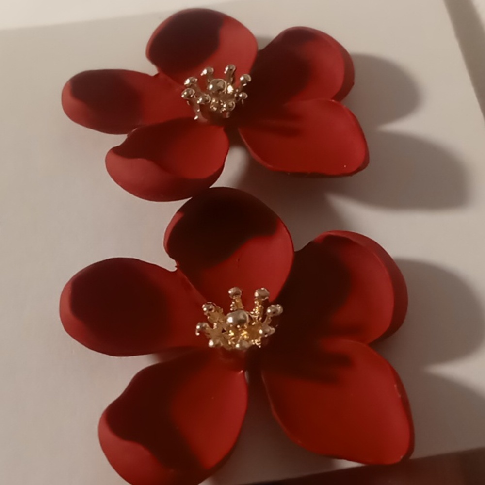 Red silky smooth enamel poppy earrings. Beautiful red
